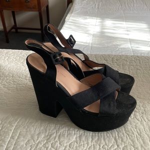Black wild diva platform heels